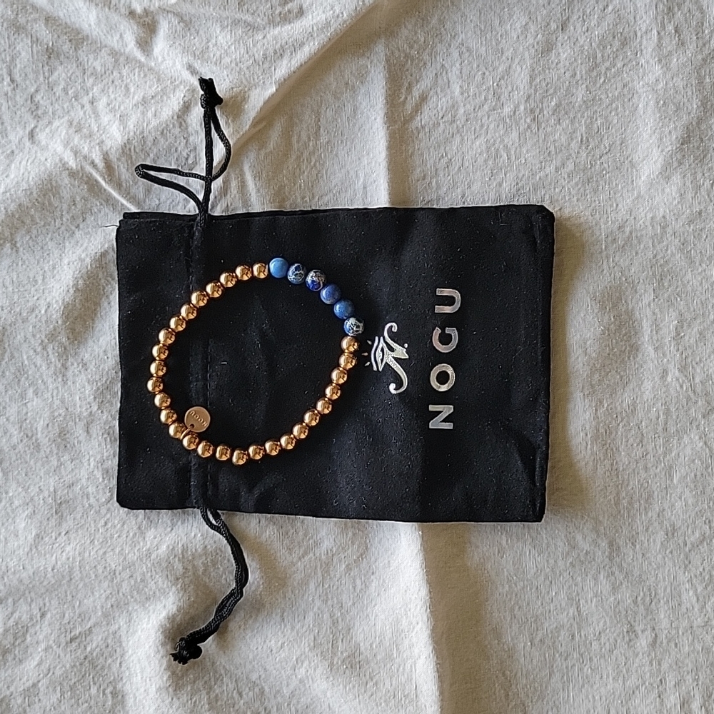 Woman's bracelet